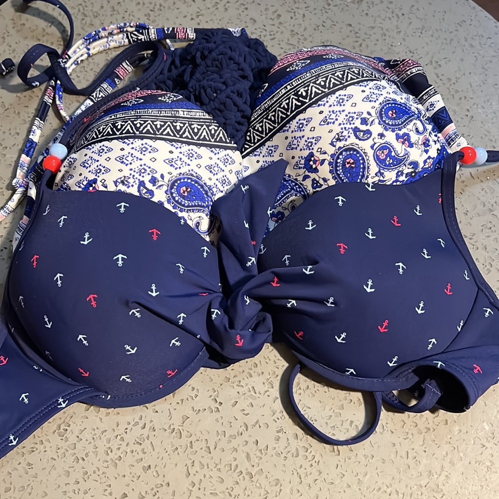 Ardene Bikini Tops 👙 (NWOT)